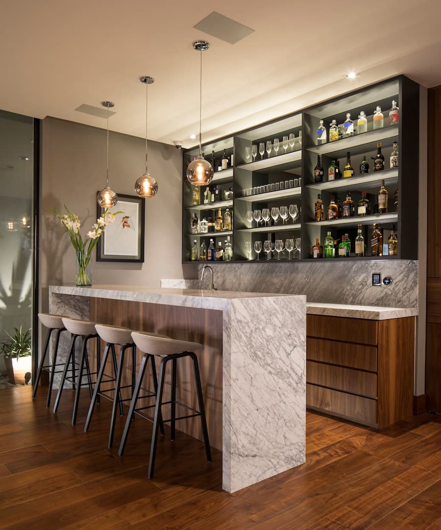 Bỏ túi ngay 3 nguồn cảm hứng thiết kế home bar lý tưởng khi thi công thiết kế nội thất biệt thự Phú Nhuận