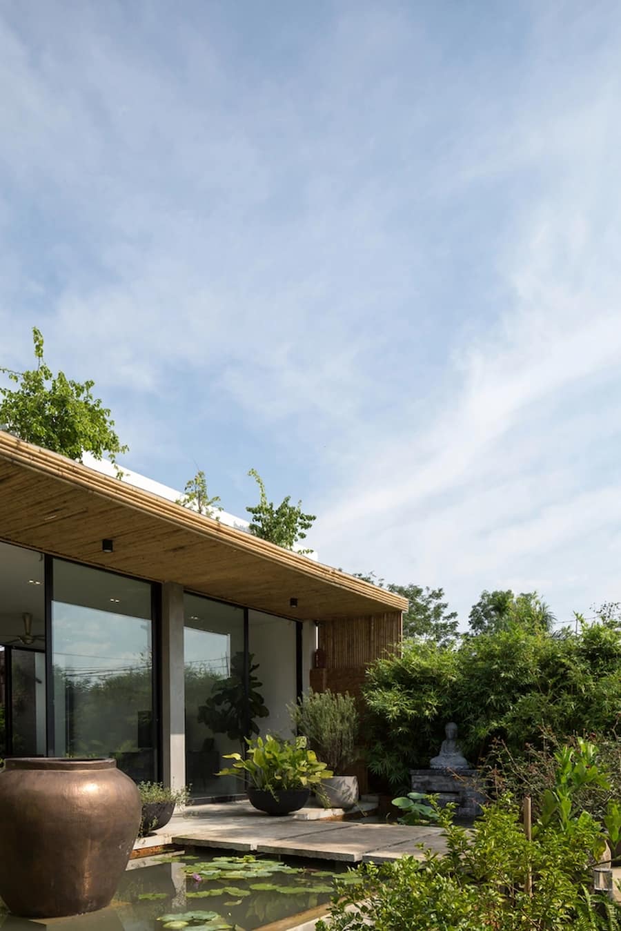 Gợi ý mẫu thiết kế cho thi công nội thất villa Long An đầy bình yên và an tĩnh