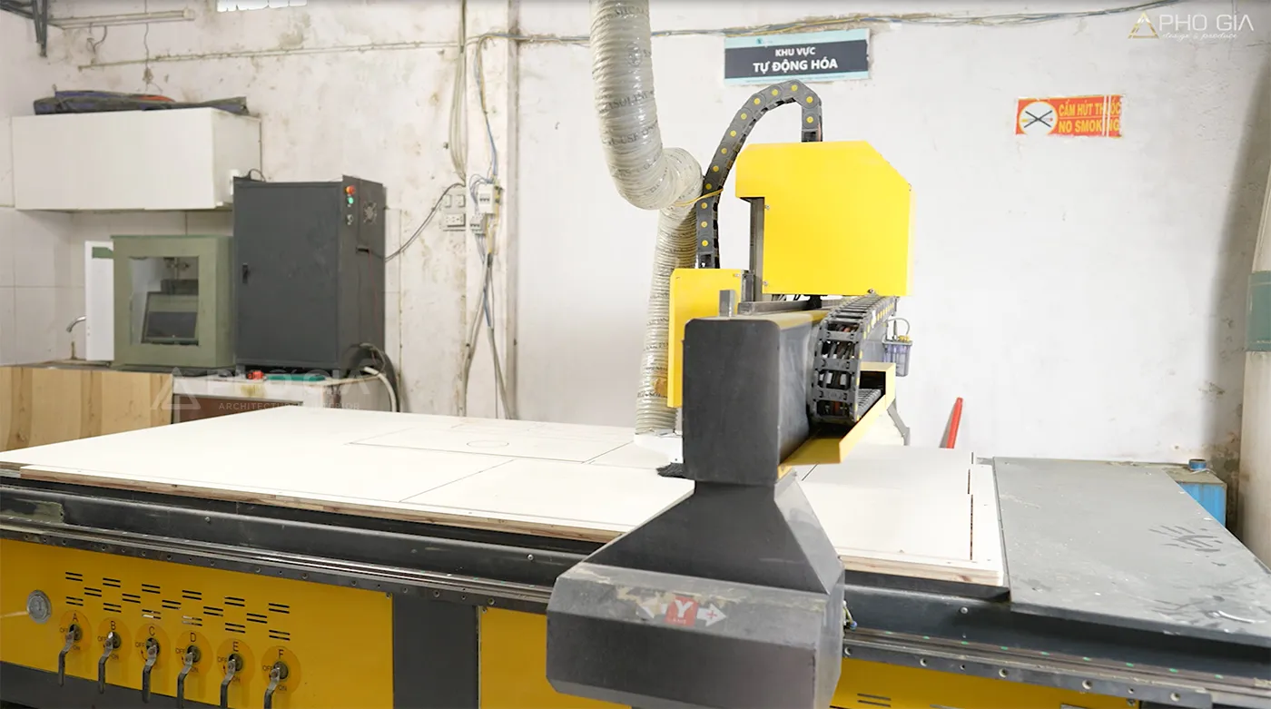 Quá trình ra phôi bằng CNC tự động